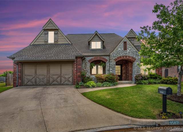Property at 9502 S 73rd EastAvenue, Tulsa, OK 74133, 4 beds, 3 baths