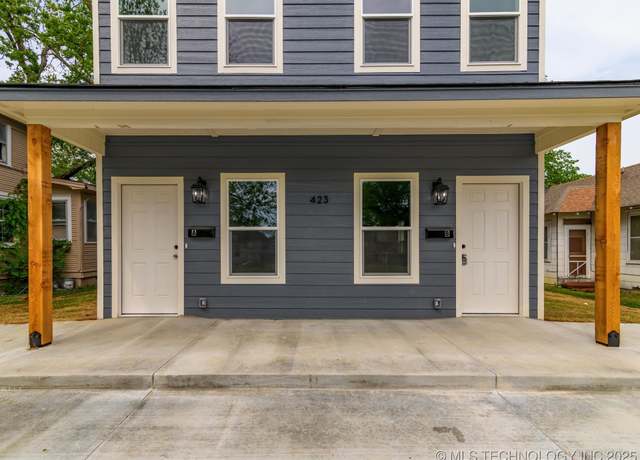 Property at 423 S Wyandotte Ave, Bartlesville, OK 74003, 4 beds, 4 baths