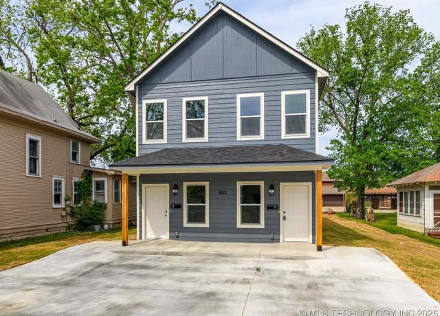 Property at 423 S Wyandotte Ave, Bartlesville, OK 74003, 4 beds, 4 baths