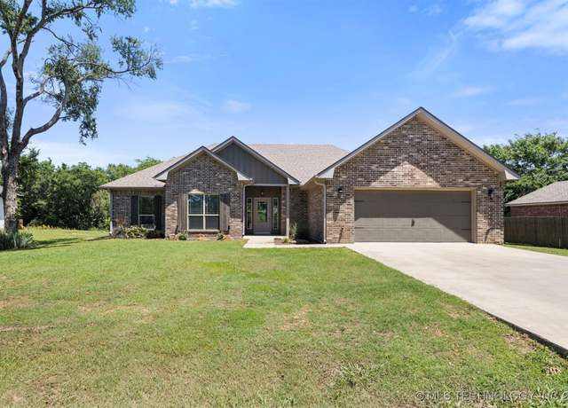 Property at 543 Edgewood, Durant, OK 74701, 4 beds, 2 baths