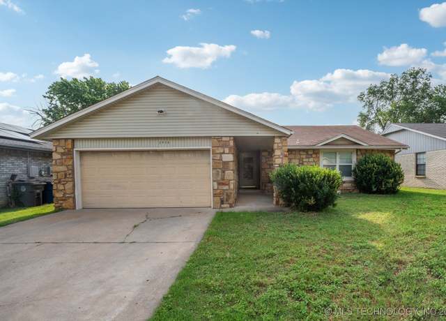 Property at 2925 S 125th EastAvenue, Tulsa, OK 74129, 3 beds, 2 baths