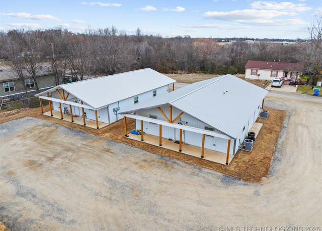 Property at 727 E Knisley, Checotah, OK 74426, 2 beds, 1 bath