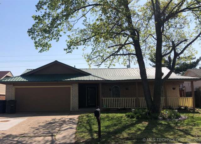 Property at 2433 S 144th East Ave, Tulsa, OK 74134, 3 beds, 2 baths