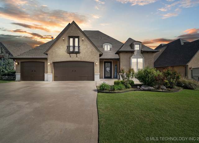 Property at 16311 E 48th St, Tulsa, OK 74134, 4 beds, 3.5 baths