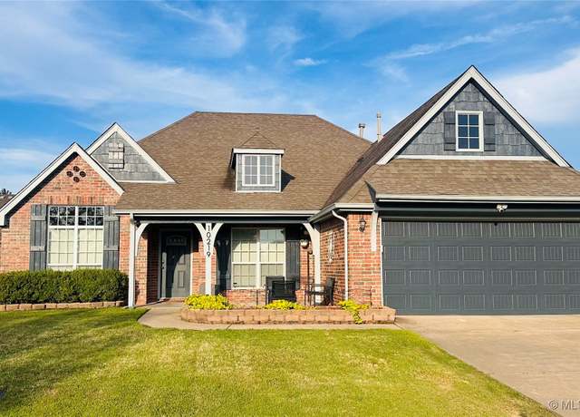 Property at 10219 N 119th East Ave, Owasso, OK 74055, 4 beds, 2 baths