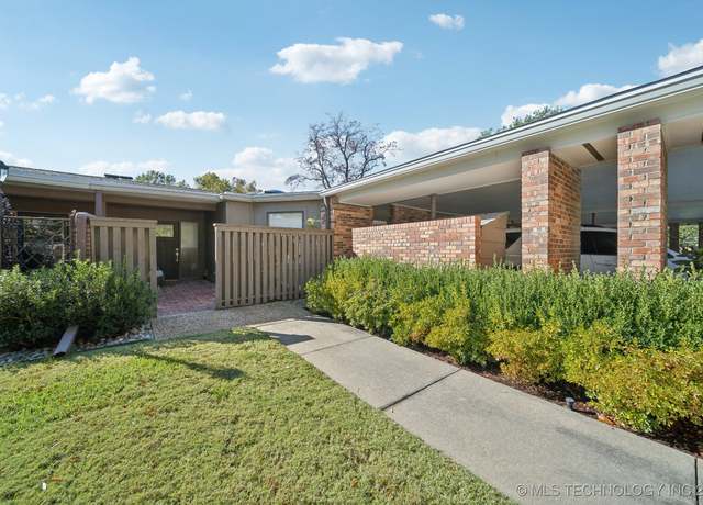 Property at 2130 E 59th St Unit 3A, Tulsa, OK 74105, 2 beds, 2 baths