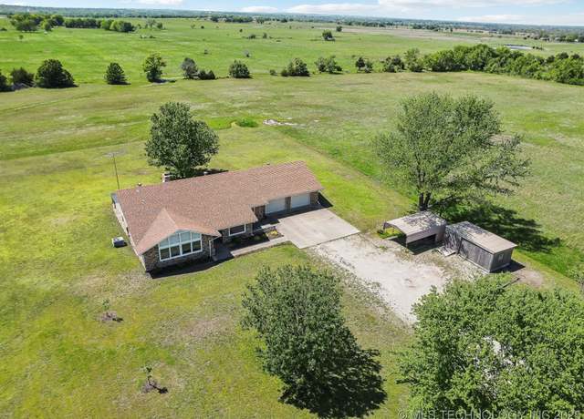Property at 21623 N 416 Rd, Nowata, OK 74048, 3 beds, 2 baths