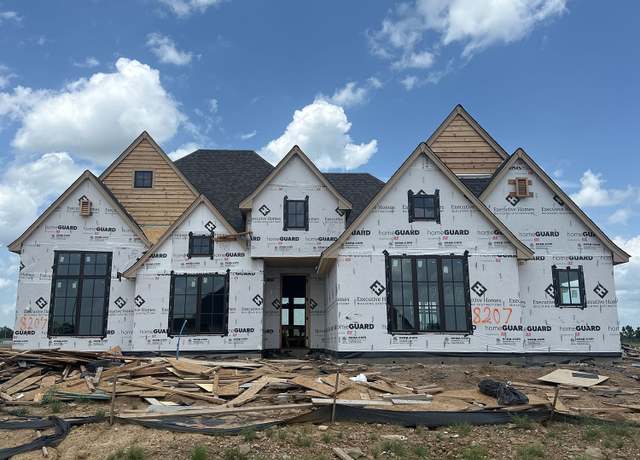 Property at 8207 E 110th St, Owasso, OK 74055, 3 beds, 2.5 baths