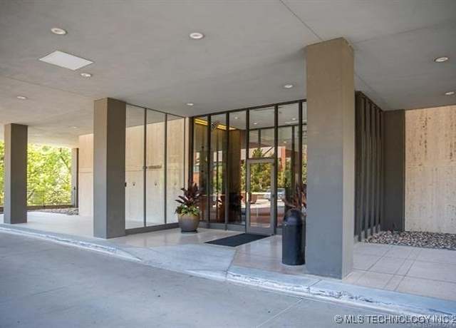 Property at 2300 Riverside Dr Unit 7A, Tulsa, OK 74114, 2 beds, 2 baths
