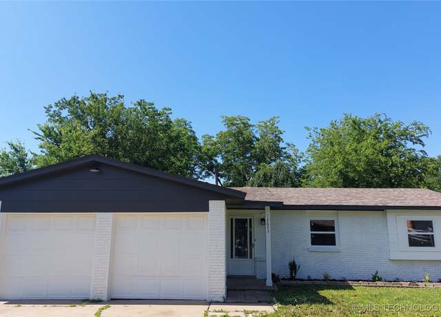 Property at 12623 E 19th St, Tulsa, OK 74128, 3 beds, 2 baths