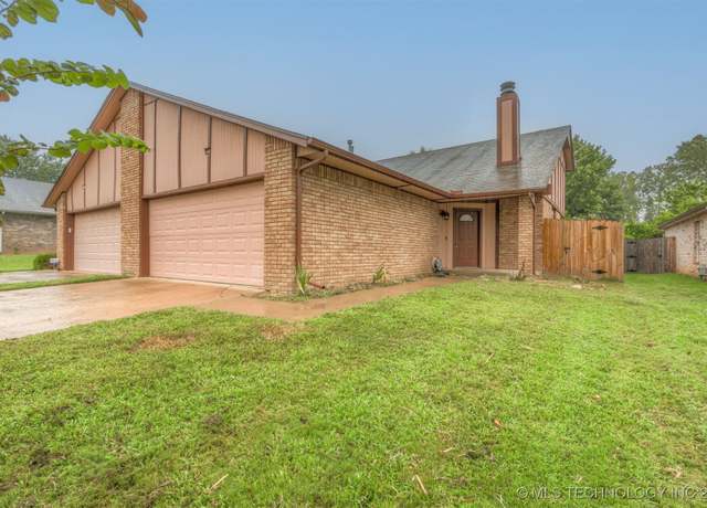 Property at 4723 S Ironwood Ave, Broken Arrow, OK 74011, 3 beds, 2 baths