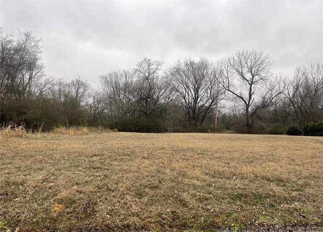 Property at 1214 S 23rd St, Muskogee, OK 74401