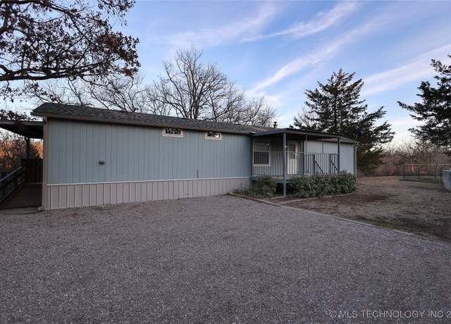 Property at 3729 Mountain Park, Sulphur, OK 73086, 2 beds, 2 baths