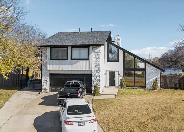 Property at 11713 E 84th Pl, Owasso, OK 74055, 3 beds, 2.5 baths
