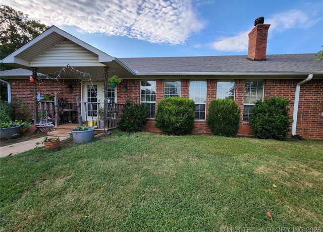 Property at 38956 Highway 39, Wanette, OK 74826, 3 beds, 3 baths