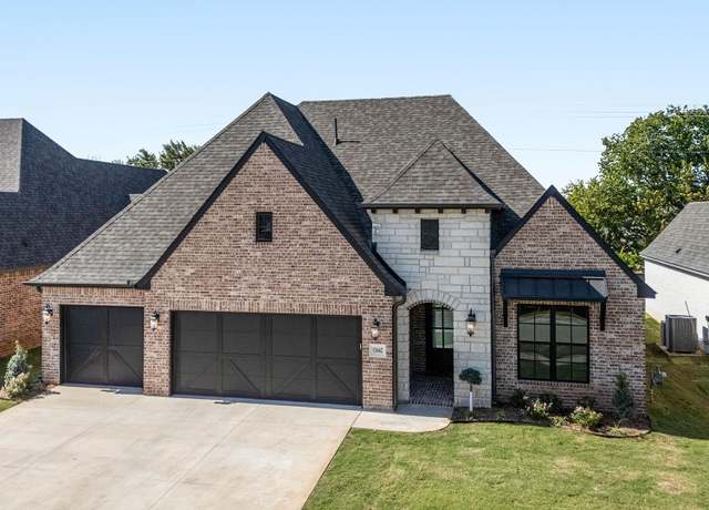 Property at 12662 S Irvington Ave, Tulsa, OK 74008, 3 beds, 2.5 baths