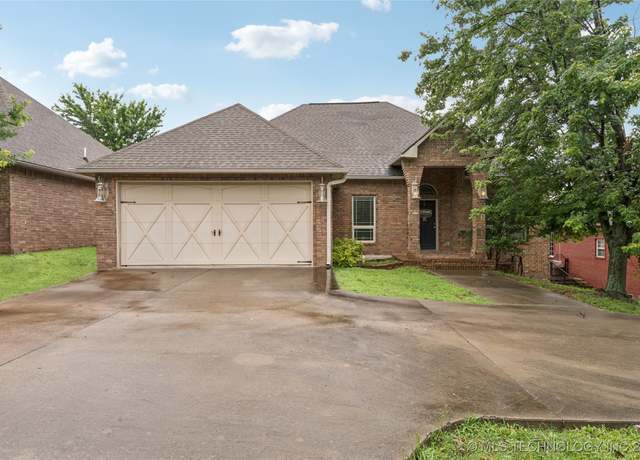 Property at 2508 S 14th St, Mcalester, OK 74501, 3 beds, 2 baths