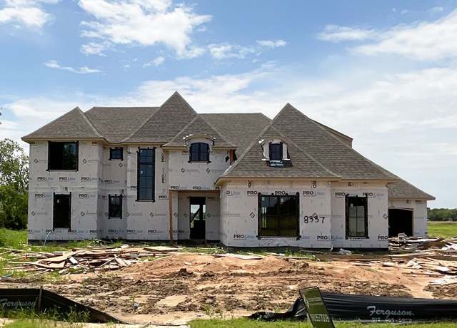 Property at 8337 S Timber Wolf Dr, Broken Arrow, OK 74014, 4 beds, 4.5 baths