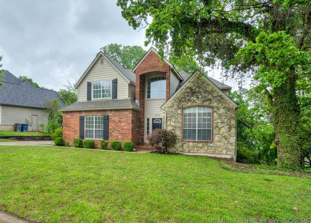 Property at 5112 E 77th St, Tulsa, OK 74136, 4 beds, 2.5 baths