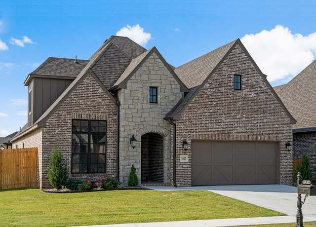 Property at 5422 E 126th St S, Bixby, OK 74008, 3 beds, 3 baths