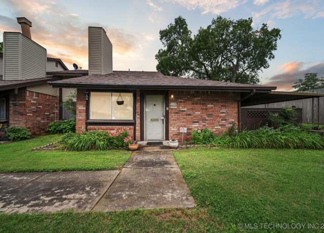 Property at 1124 S 110th East Ave Unit 4D, Tulsa, OK 74128, 3 beds, 2 baths