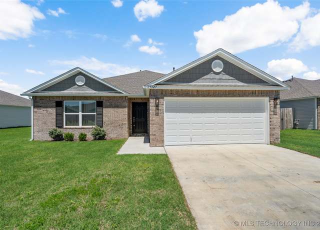 Property at 29327 E 80th St SE, Broken Arrow, OK 74014, 3 beds, 2 baths