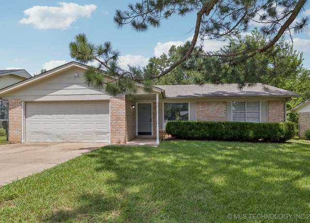 Property at 2013 S Bixby St, Sapulpa, OK 74066, 3 beds, 1 bath