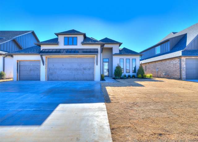 Property at 5802 E 126th St S, Bixby, OK 74008, 3 beds, 2.5 baths