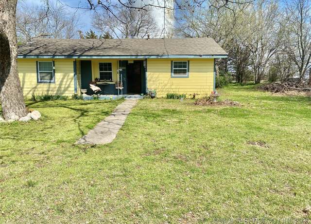 Property at 603 E Chickasaw St, Marietta, OK 73448, 2 beds, 1 bath