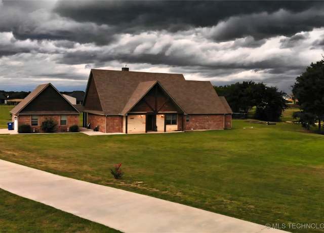 Property at 6865 Wilson St, Durant, OK 74701, 3 beds, 3 baths