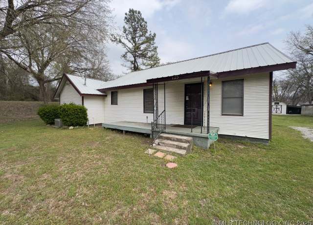 Property at 125 N 37th West Ave, Tulsa, OK 74127, 2 beds, 1 bath