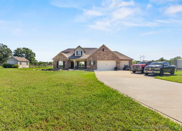 Property at 20525 S 4120 Rd, Claremore, OK 74019, 4 beds, 3 baths