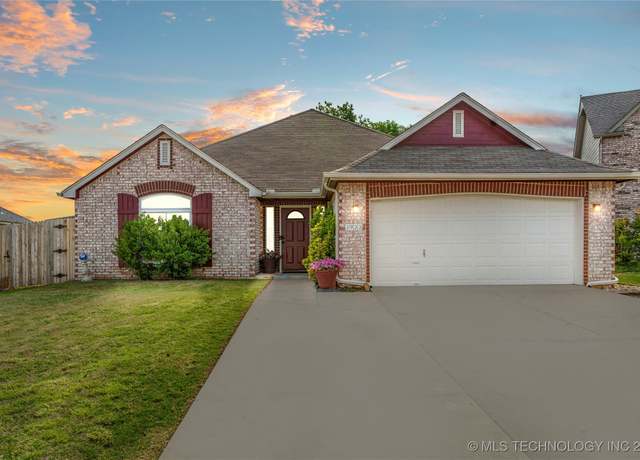 Property at 3933 S 199th East Ave, Broken Arrow, OK 74014, 3 beds, 2 baths