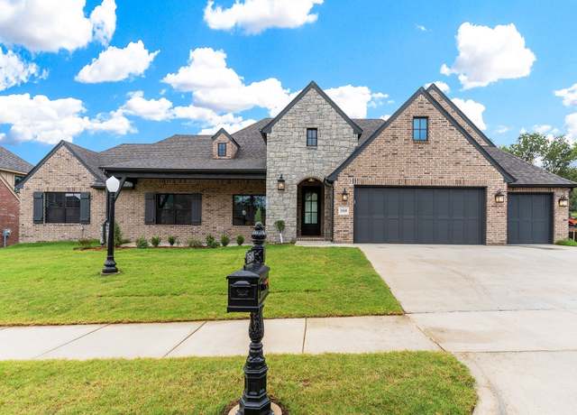 Property at 1509 Pinecrest Dr, Claremore, OK 74017, 4 beds, 2.5 baths