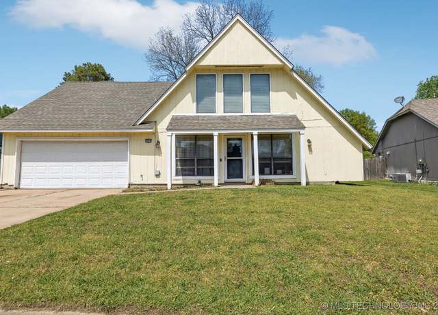 Property at 4208 W Urbana St, Broken Arrow, OK 74012, 3 beds, 2 baths