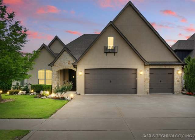 Property at 4472 S 169th EastAvenue, Tulsa, OK 74134, 4 beds, 3 baths