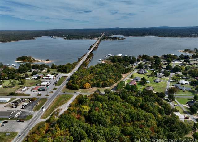 Property at 4 E Highway 9, Eufaula, OK 74432