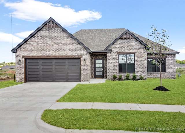 Property at 27915 E 109th Pl S, Coweta, OK 74429, 3 beds, 2 baths