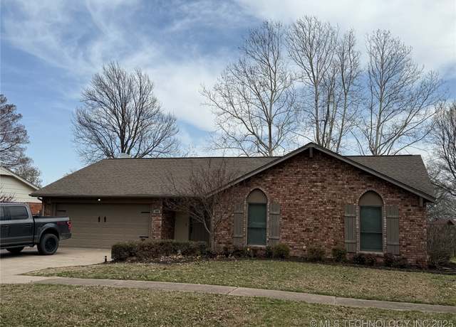 Property at 408 Keats, Muskogee, OK 74403, 3 beds, 2 baths