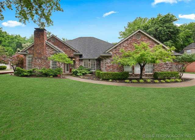 Property at 4526 E 107th St, Tulsa, OK 74137, 4 beds, 3.5 baths