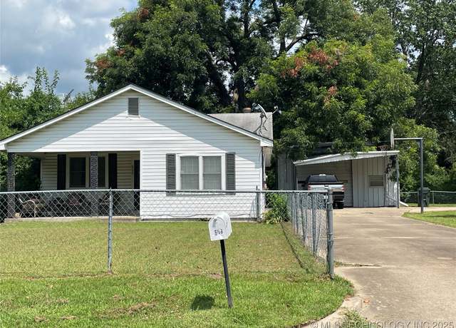 Property at 608 S 30th St, Muskogee, OK 74401, 2 beds, 1 bath