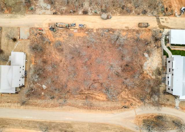 Property at 110 Ridgeline Rd, Carlton Landing, OK 74432