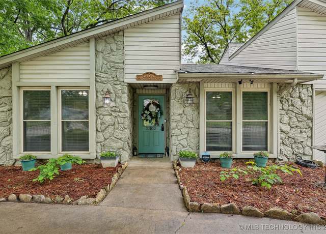 Property at 2302 W Driftwood Dr, Claremore, OK 74017, 4 beds, 2 baths