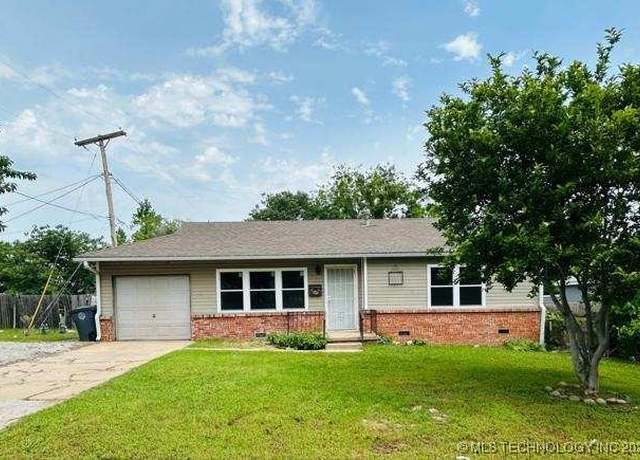 Property at 5215 E Latimer St, Tulsa, OK 74115, 2 beds, 1 bath
