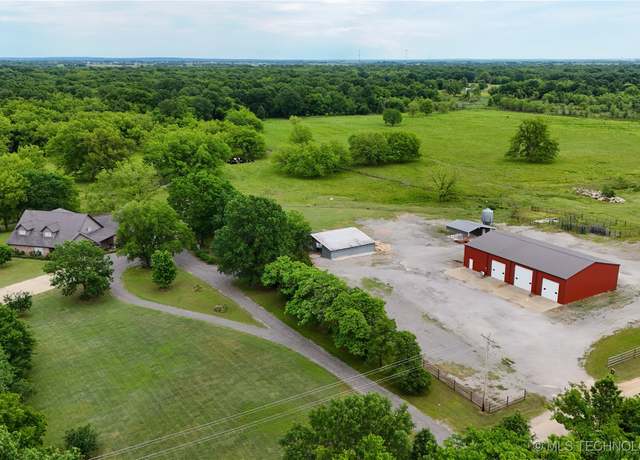 Property at 4748 N 4318 Rd, Pryor, OK 74361, 5 beds, 3.5 baths