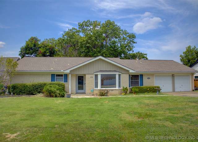 Property at 4730 S Joplin Ave, Tulsa, OK 74135, 4 beds, 2.5 baths