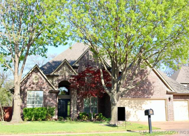 Property at 10213 S 88th EastAvenue, Tulsa, OK 74133, 4 beds, 3.5 baths