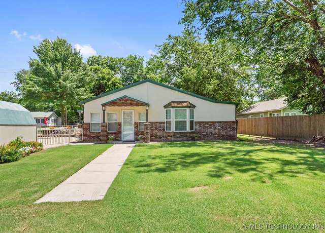 Property at 528 S Guthrie Ave, Coweta, OK 74429, 3 beds, 2 baths