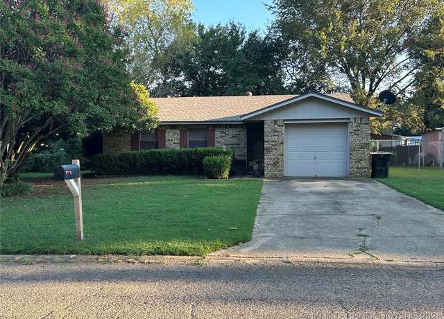 Property at 3609 Dawna, Durant, OK 74701, 2 beds, 1 bath