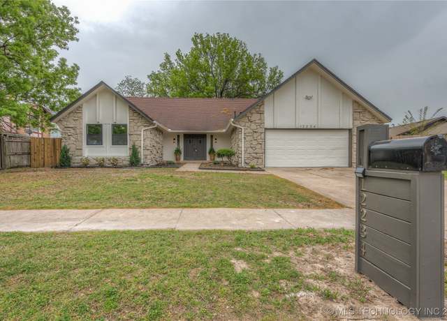 Property at 12234 E 39th St, Tulsa, OK 74146, 4 beds, 2 baths
